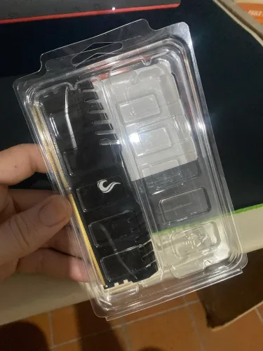 Memória RAM Asgard DDR4 8GB 3200MHz - Excelente Estado