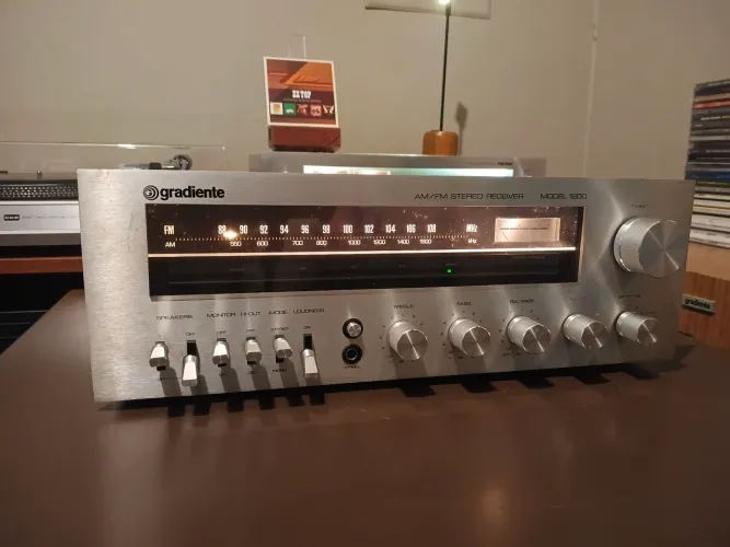 Receiver Gradiente Model 1200