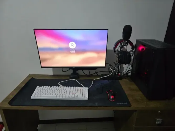 PC Gamer Ryzen 5 3600X + RX 7600 8GB + Monitor AOC Hero 27" 144Hz + Kit Gamer Completo