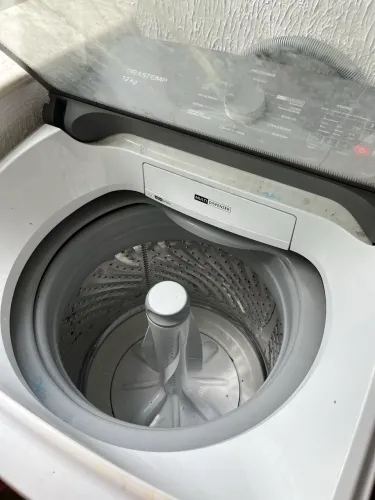 Máquina de lavar com defeito