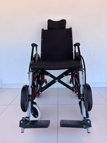 Cadeira de Rodas Reclinável Prolife 44cm (Suporta 120kg)