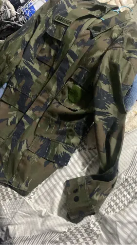 Jaqueta militar tamanho grande