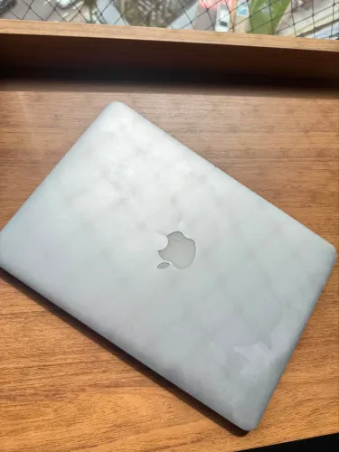 VENDE-SE MAC BOOK PRO