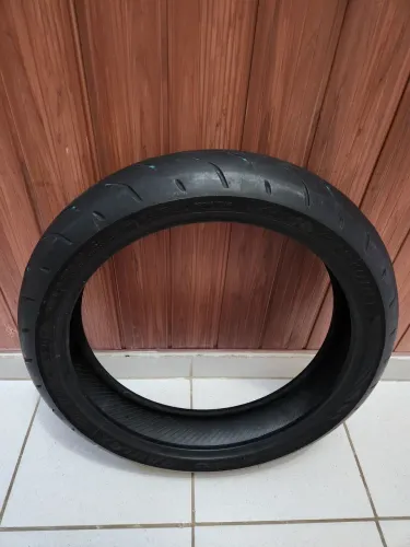 Pneu pra moto