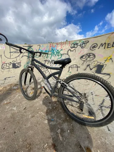 BICICLETA CALOI ARO 26 POR 650 REAIS