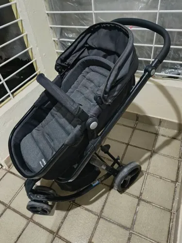 CARRO DE BEBÊ SAFETY. 
