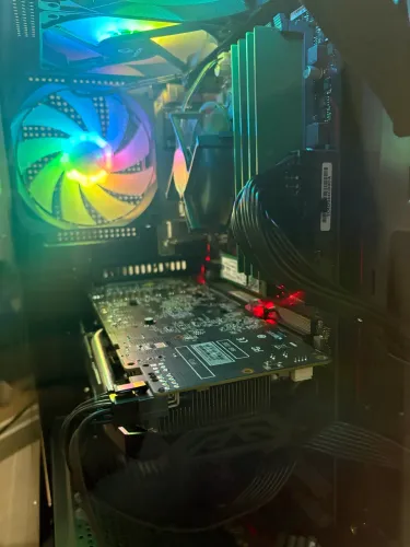 PC GAMER I5 7400 | 24gb DDR4 | RX580 8gb | 256gb SSD NVME2