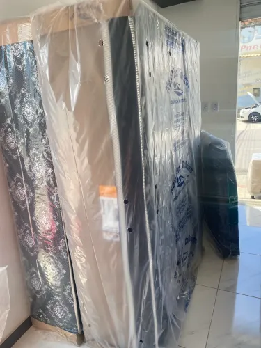 Cama box