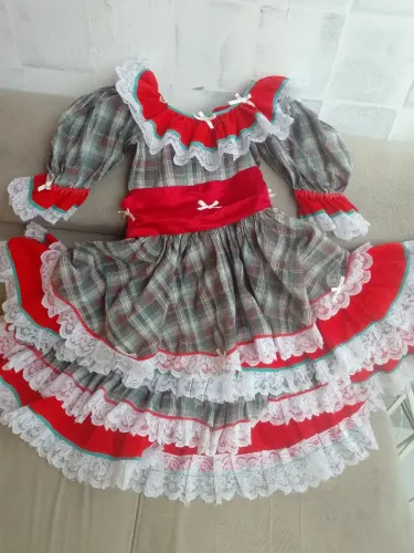 VESTIDO DE QUADRILHA JUNINA 