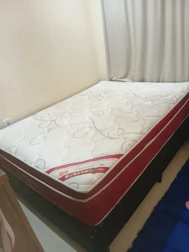 Colchão casal com base