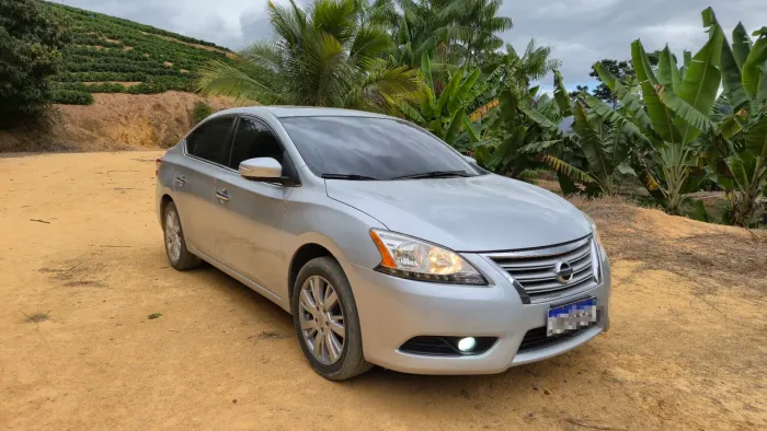 Nissan Sentra SL 2.0/ 2.0 Flex Fuel 16V Aut. 2014