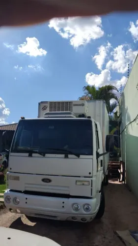 Ford cargo 815