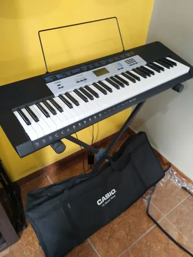 Teclado Casio Ctk-1550, Novinho! Com suporte e capas