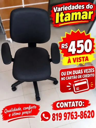 Cadeira de escritório ela sobe e desce regula também tá em perfeito estado 450 ou em duas