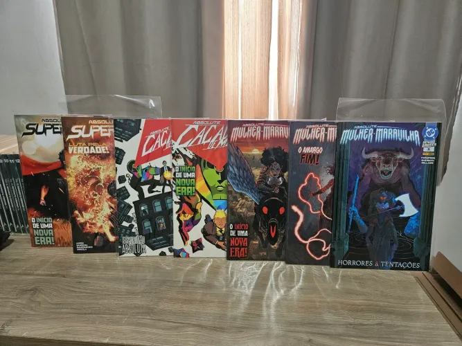 Dc Absolute, Panini (Mulher Maravilha, Superman e Caçador)
