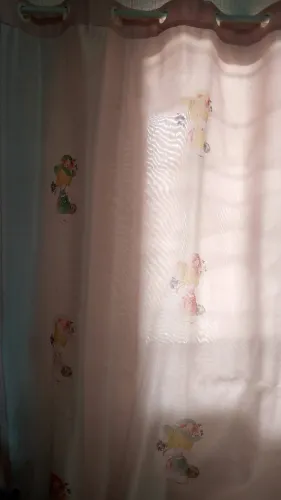 Cortina para quarto menina