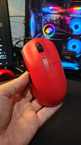 Mouse Incott G23 Red - Sem Fio 2.4G | Hot-Swappable. <br><br>