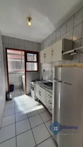 Apartamento para aluguel de 1 dormitorio mobiliado em São Luiz em São José