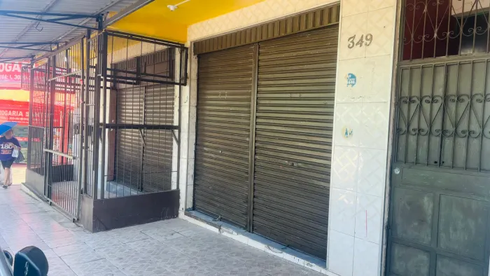 PONTO COMERCIAL EM RUA PRINCIPAL