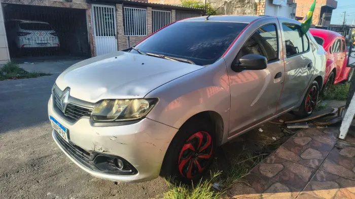 Renault Clio Authentique 1.0/1.0 Hi-power 16V 3P 2013