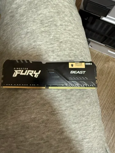 Memória RAM Kingston Fury Beast, 16GB, 3200MHz, DDR4