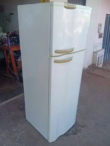 Geladeira Eletrolux