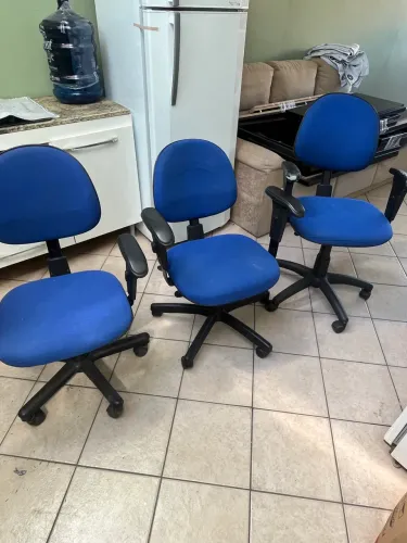 3 Cadeiras de escritório ergonômicas 