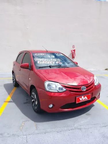 Toyota Etios X 1.3 Flex 16V 5P Mec. 2014