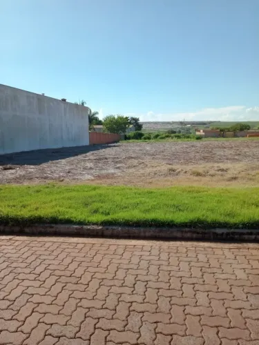 Terreno Condomínio em Jaú