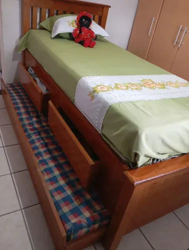 BICAMA SOLTEIRÃO COM GAVETAS MADEIRA ANGELIM 