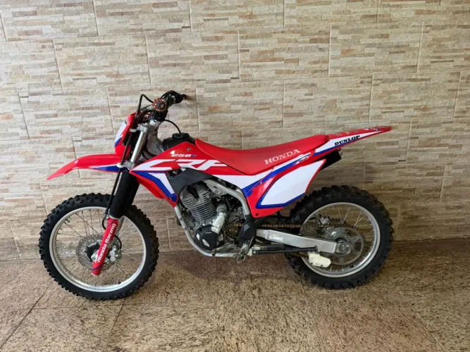 Crf 2025 muito nova