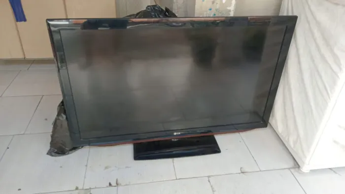 Tv LG com defeito