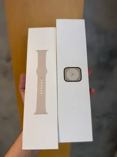 Caixa de Apple Watch série 8 41MM estelar 