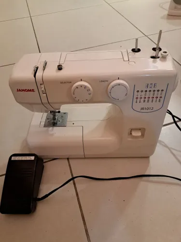 Maquina Janome(Japonesa)