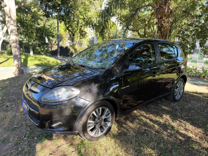 Fiat Palio Sporting 1.6 Flex 16V 5P 2014