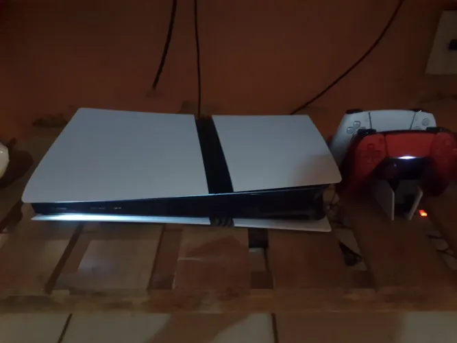 PS5 PRO + 2 Controles + Base + 30 Jogos