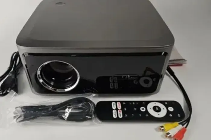 Projetor ac1071 o mais potente da bettdow