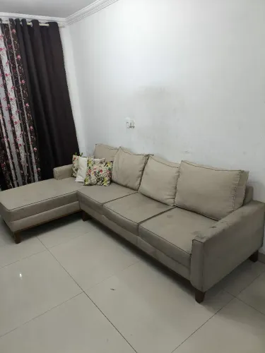 Sofa Retro Moderno Chaise Canto Linho 4 Lugares