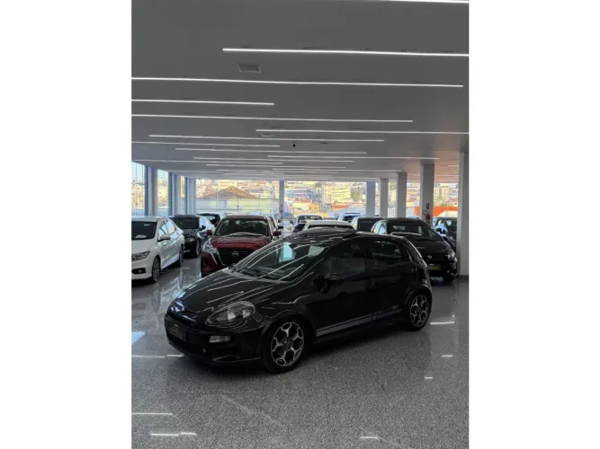 Fiat Punto T-jet 1.4 16V Turbo 5P 2013