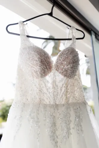 Vestido de noiva usado uma única vez !