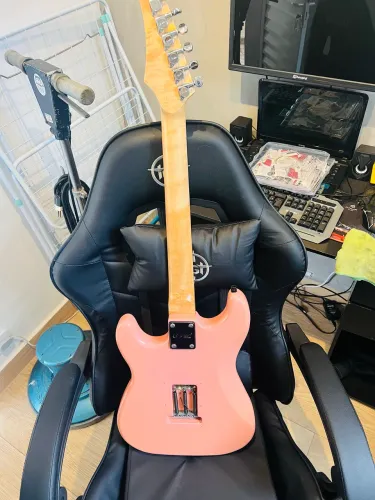Guitarra strato