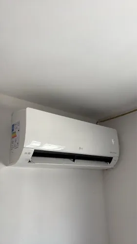 INSTALAÇÃO DE AR CONDICIONADO