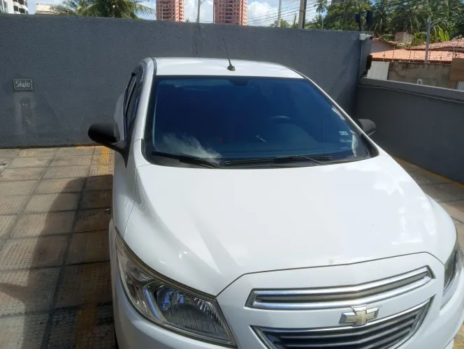 Chevrolet Onix Hatch LT 1.0 8V Flex Power Mec. 4P 2015