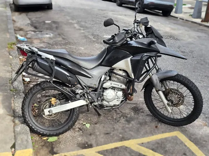 Honda XRE 300 2015 - Revisada, sem multa