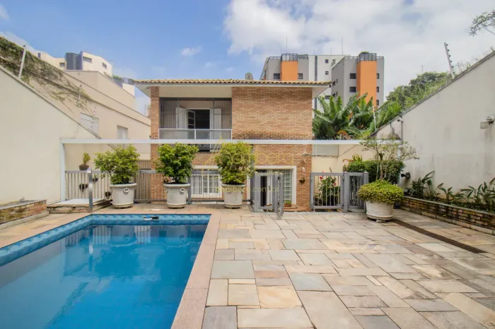 Linda Casa Com 4 Dormitórios No Morumbi. Aquecimento Solar, Carregador Para Carro Elétrico