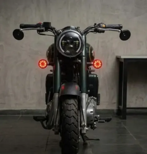 Royal Enfield Bullet 500 Customizada - Estilo Único e Pronta para Rodar!<br>