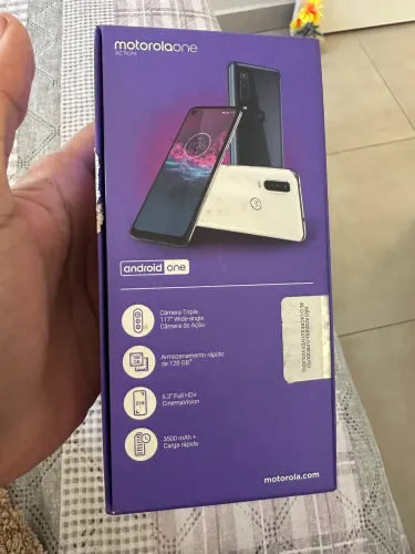 Motorola one action