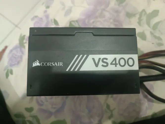 Vendo fonte de 400w por 350 pra levar logo!!