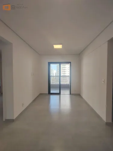 Apartamento em Canto do Forte - Praia Grande, SP