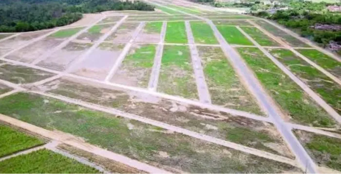 VENDO TERRENO NO BURITI - QUADRA 104 E LOTE 027